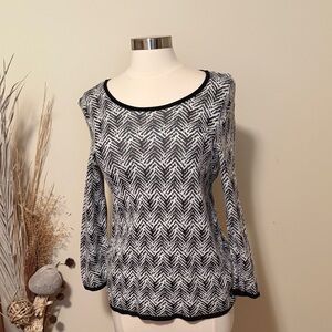Vince Camuto Black and White Patterned Sweater